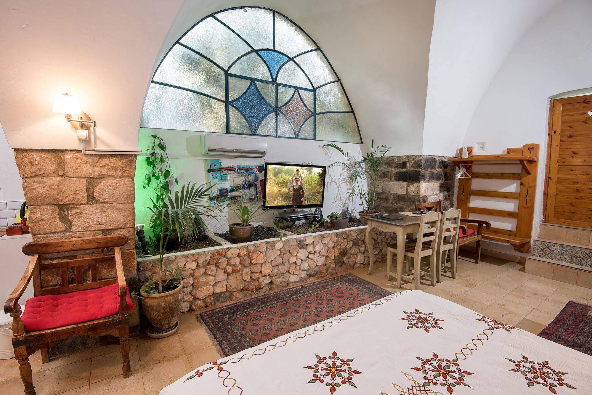 Pina Barosh Bnb Rosh Pinna Exteriör bild