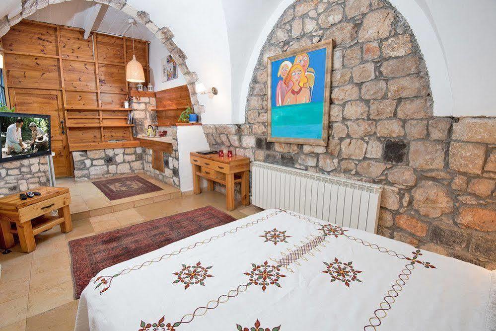 Pina Barosh Bnb Rosh Pinna Exteriör bild